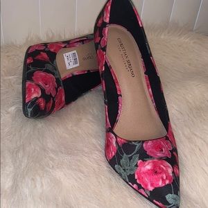 Black Flower Pumps